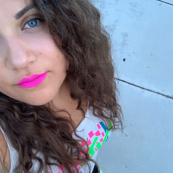 Meet your Posher, Iman - Picture 1 of 1